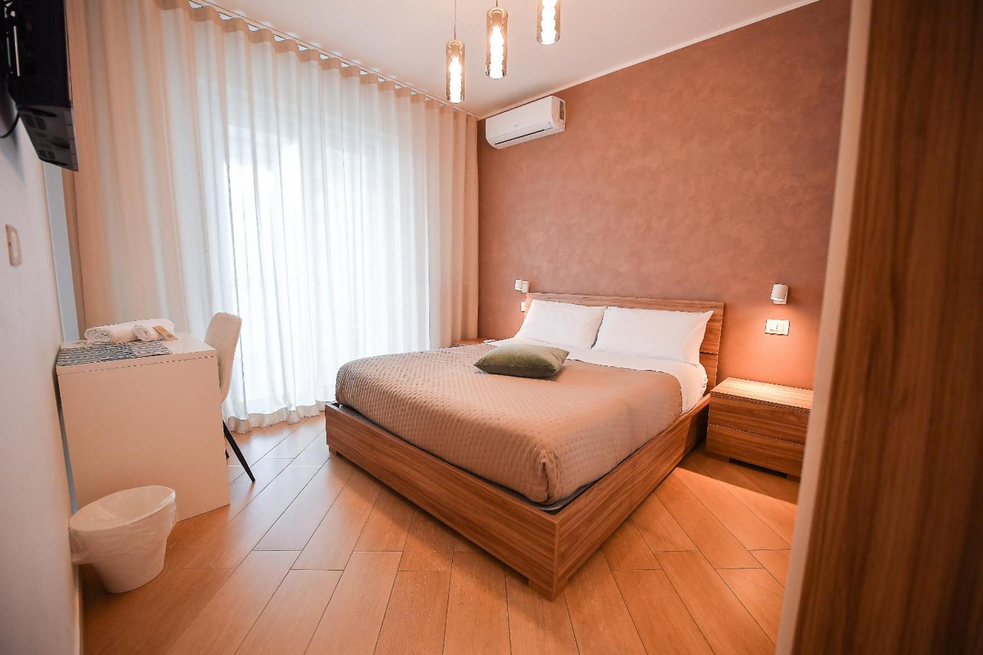 Hotel Karol Wojtyla Airport Bari Extérieur photo